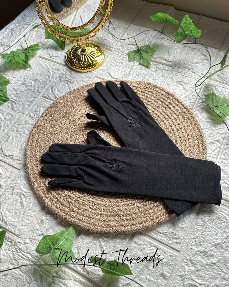 Hand Gloves - Black