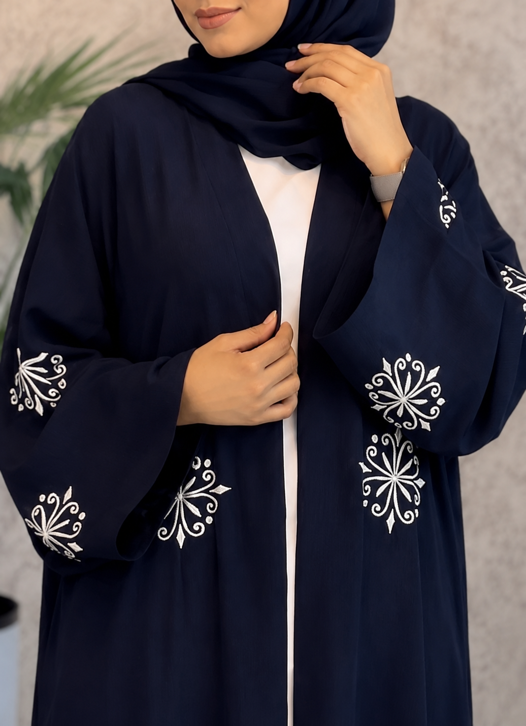 Eshal Abaya