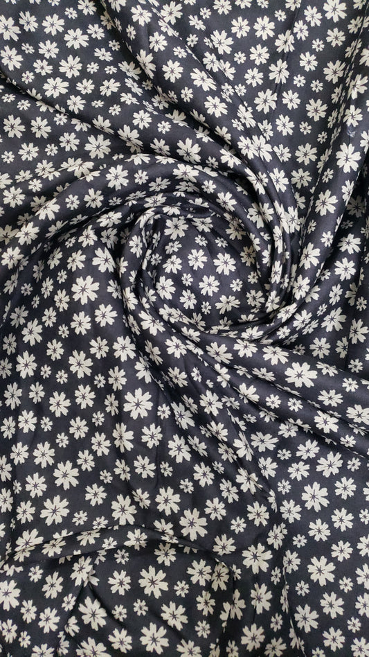 Namaz Chadar With Sleeves print 14